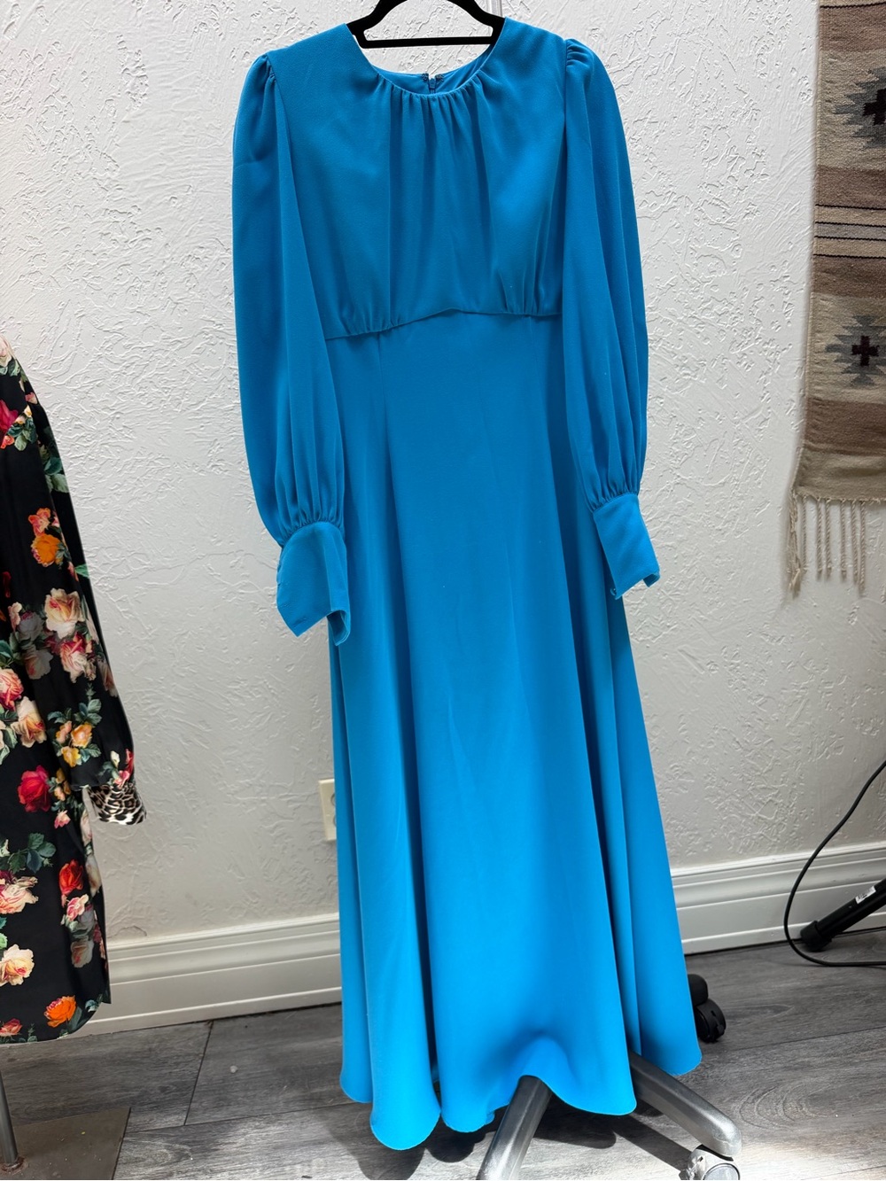 Alexia Admor Blue Long Sleeve Maxi Dress